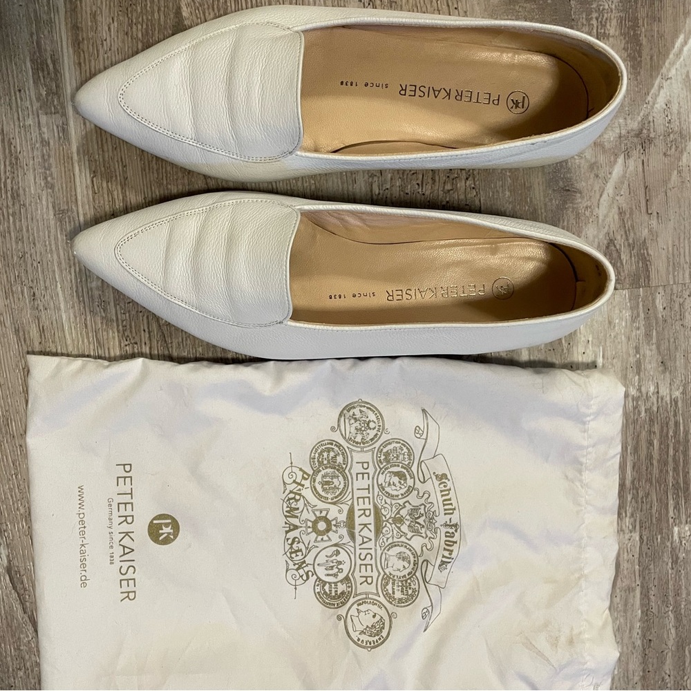 Peter Kaiser White Flats